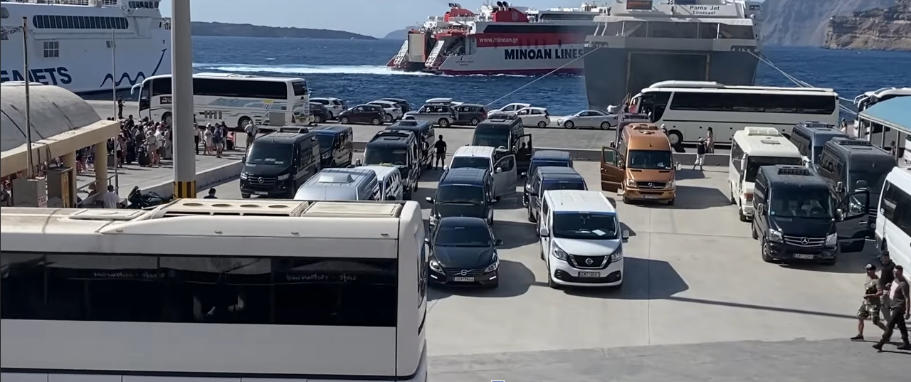 Taxis are plentiful in Santorini